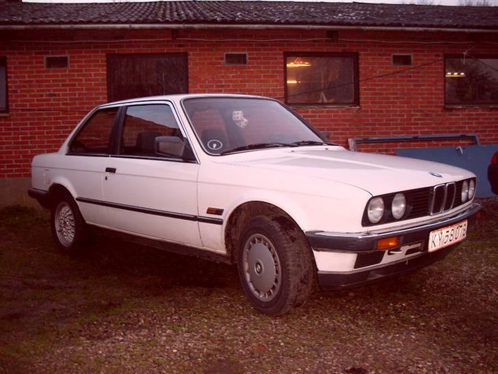 BMW 316 E30 - Skrottet! billede 3