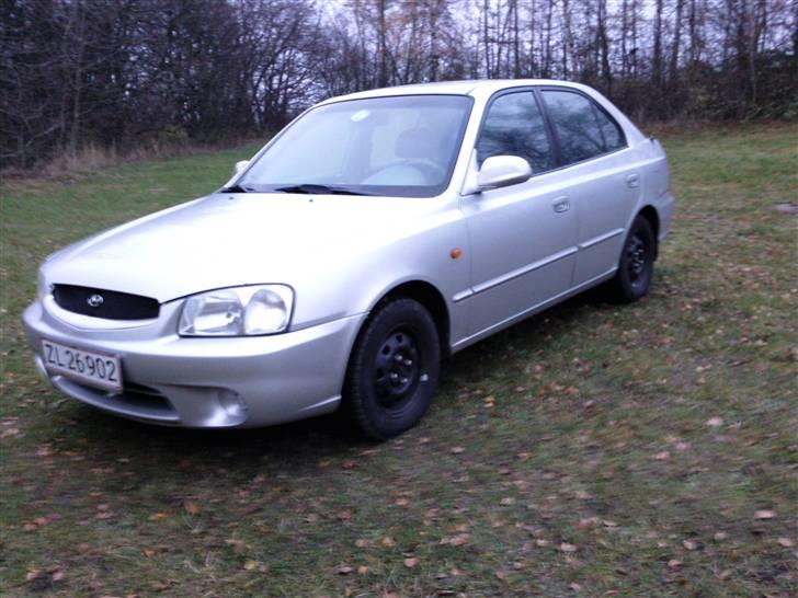 Hyundai accent lc (solgt) billede 10