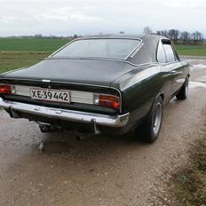Opel Commodore A Coupe *SOLGT*