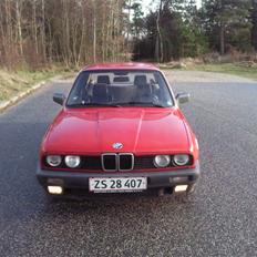 BMW 325 "DØD"