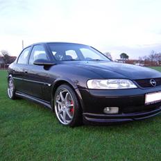 Opel vectra B 2,5 v6 (Byttede)