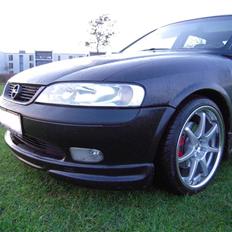 Opel vectra B 2,5 v6 (Byttede)