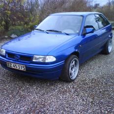 Opel Astra 1,6 8v SOLGT