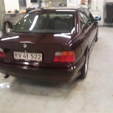 BMW E36 320I solgt