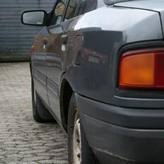 Mazda 323 BG 1,3 LX 16V SOLGT!!