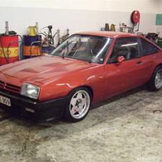 Opel manta b  1800/gsi solgt