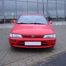 Toyota Corolla 1.6 Sedan 20v