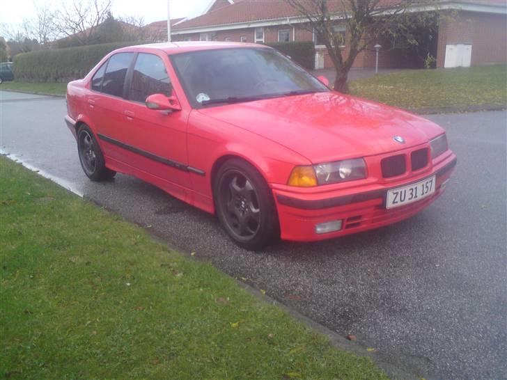 BMW 320i e36 (solgt) billede 3