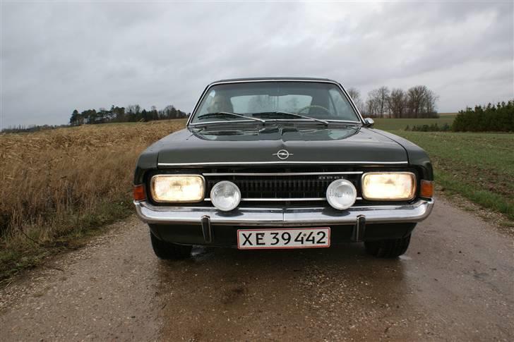 Opel Commodore A Coupe *SOLGT* billede 1