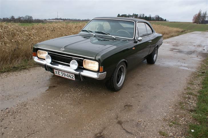 Opel Commodore A Coupe *SOLGT* billede 2