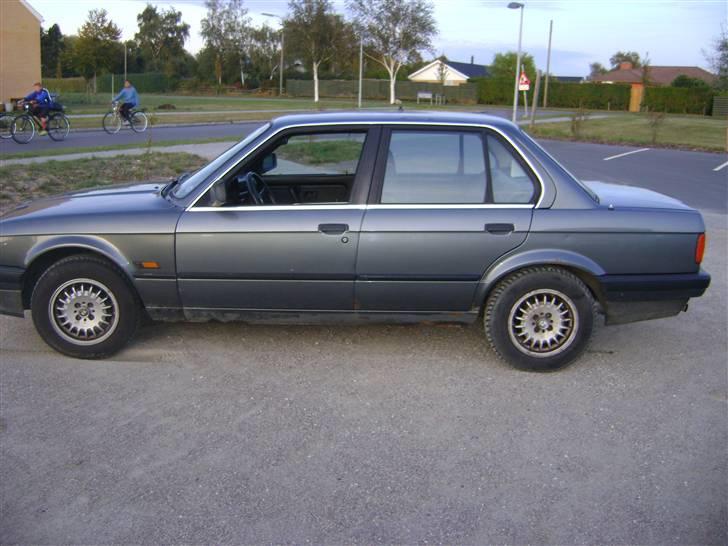BMW E30 320i  billede 5