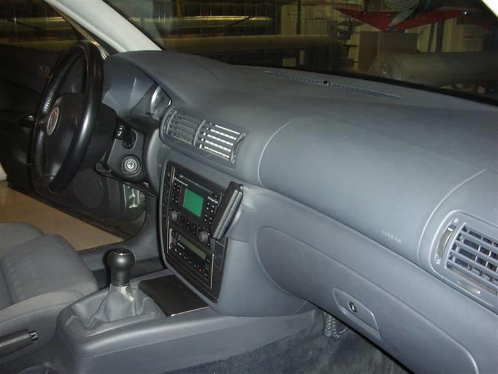 VW Passat 1.9Tdi TREND 131Hk billede 3