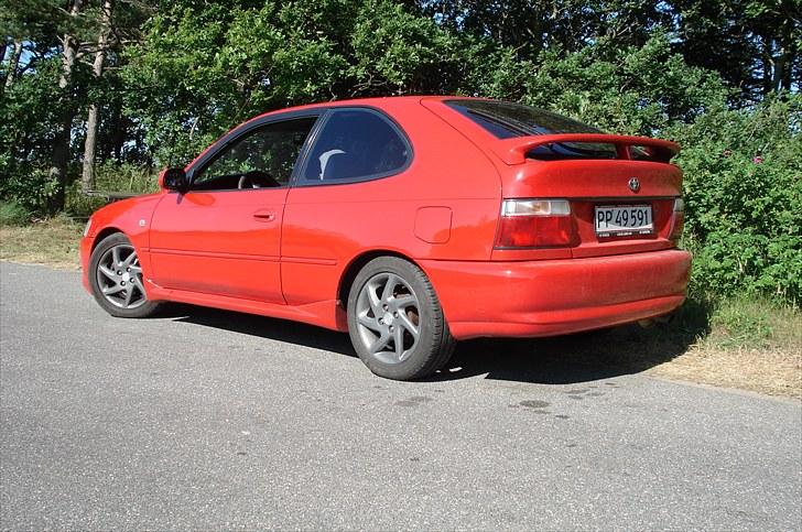 Toyota Corolla 1,6 16v Solgt! billede 11