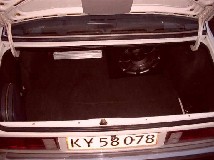 BMW 316 E30 - Skrottet! billede 7