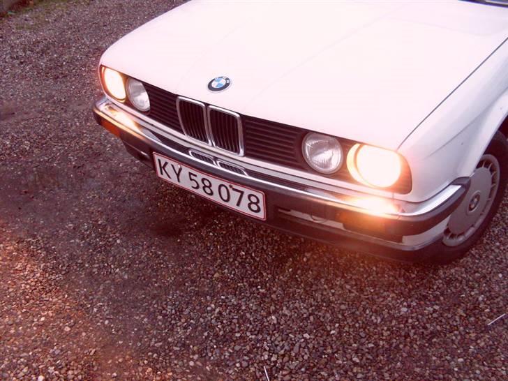 BMW 316 E30 - Skrottet! billede 18