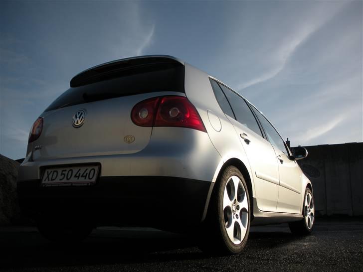 VW Golf  5 GTI   *SOLGT* billede 2