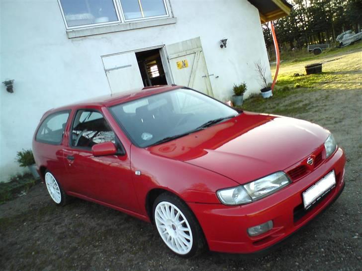 Nissan Almera 2.0 lil GTi solgt billede 11
