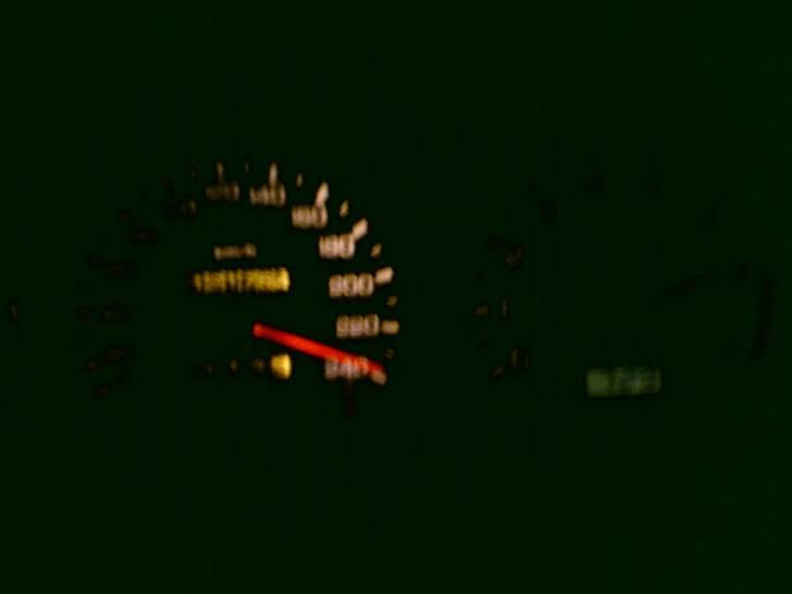 Nissan Almera 2.0 lil GTi solgt - Sådan en lil SR20DEH presser snildt speedo ud :) Taget på bane i Tyskland selvfølgelig. billede 13