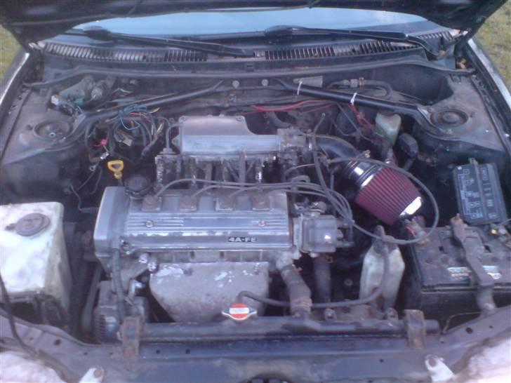 Toyota Corolla gsi 16V - Fedt med tårnstiver. billede 7