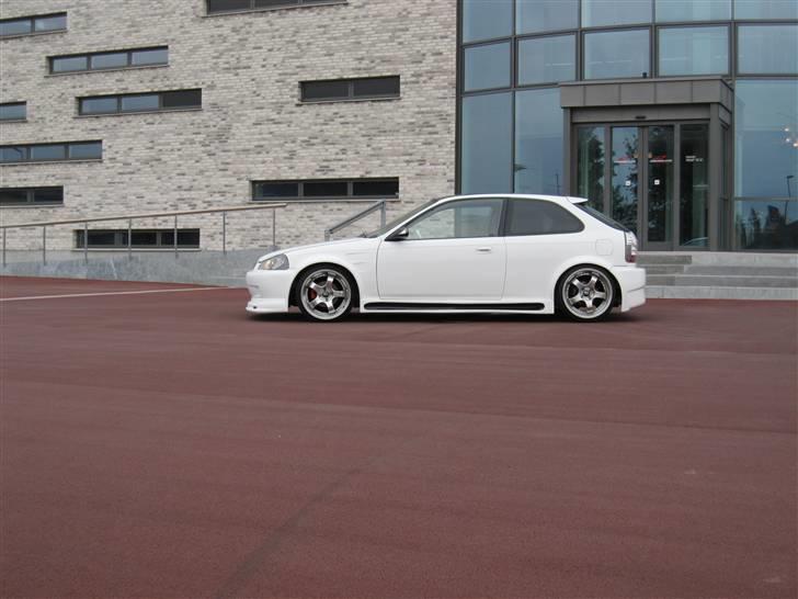 Honda Civic VTI (solgt) billede 13