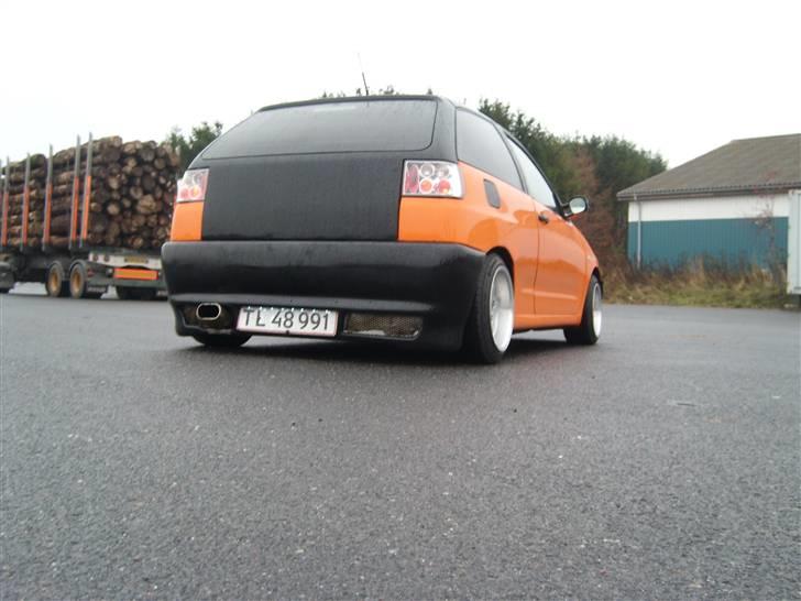 Seat Ibiza . SOLGT billede 17