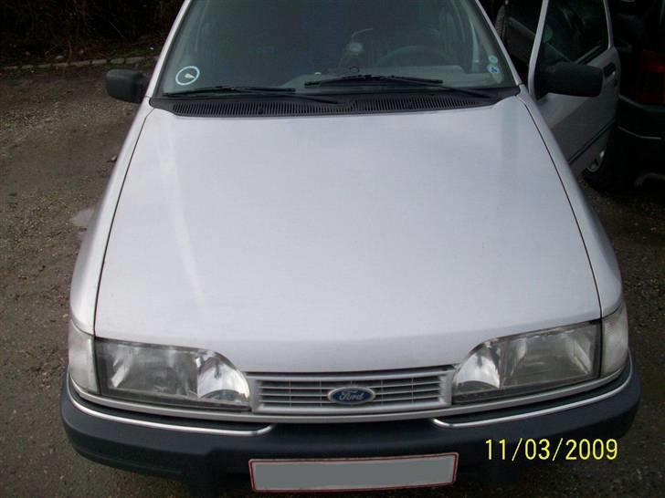 Ford Sierra   -----SOLGT---- - Billede af Sierraen Før den blev malet billede 8