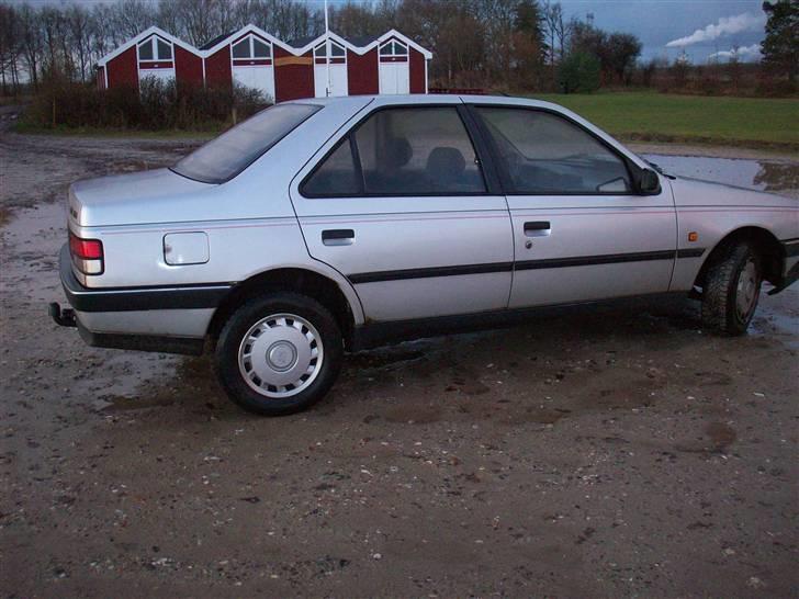 Peugeot 405 (solgt) billede 4