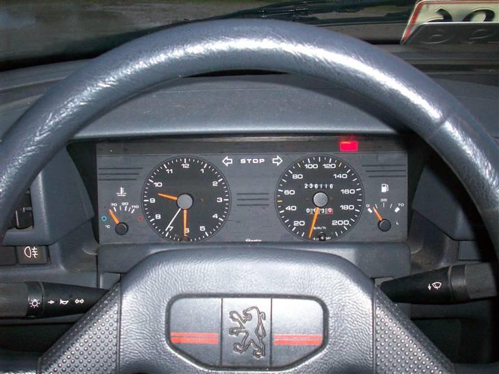 Peugeot 405 (solgt) billede 7