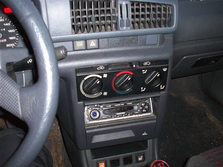 Peugeot 405 (solgt) billede 8