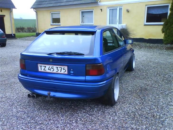 Opel Astra 1,6 8v SOLGT billede 4