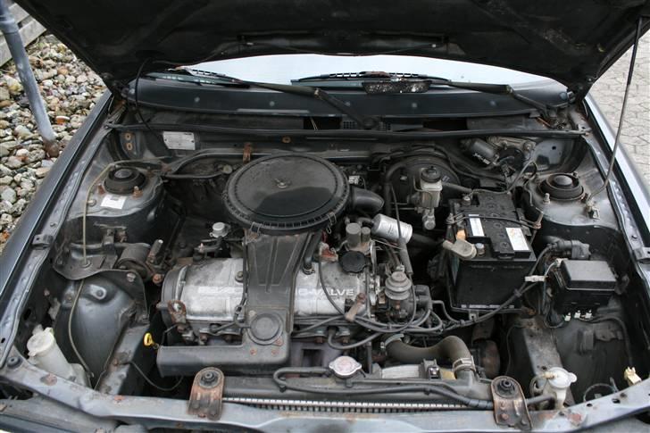 Mazda 323 BG 1,3 LX 16V SOLGT!! billede 7