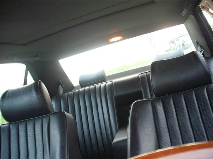 Mercedes Benz 300E SOLGT billede 3