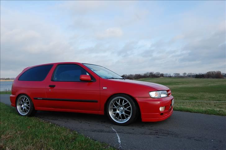 Nissan Almera Gti Turbo (SOLGT) billede 1