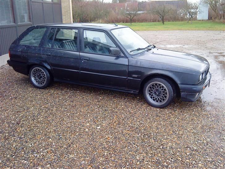 BMW e30 325 Touring (Solgt) - Skulle lige prøve ATS fælgene på Bmw. Og ja bilen er meget beskidt på billedet billede 13