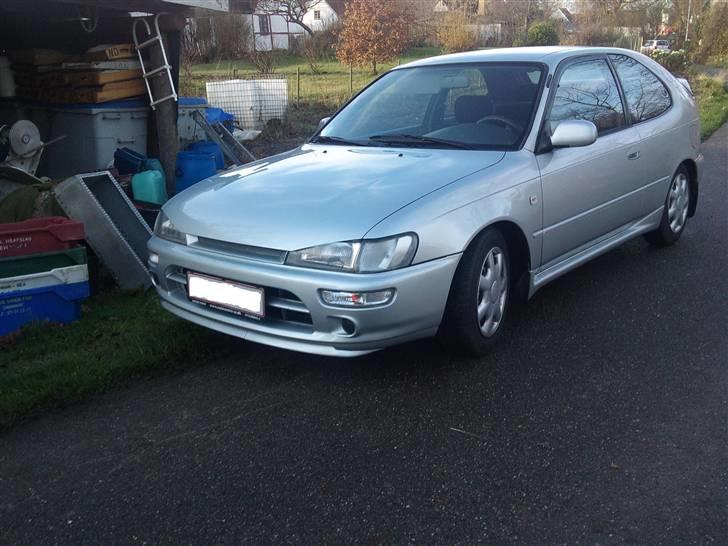 Toyota corolla e10 billede 1