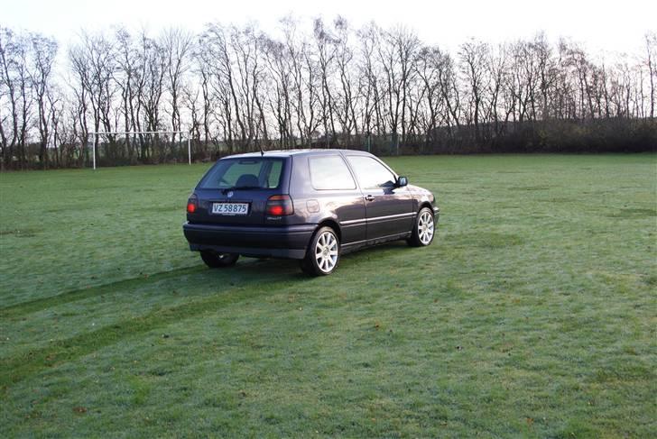 VW Golf 1,9 TDI #Solgt# billede 3