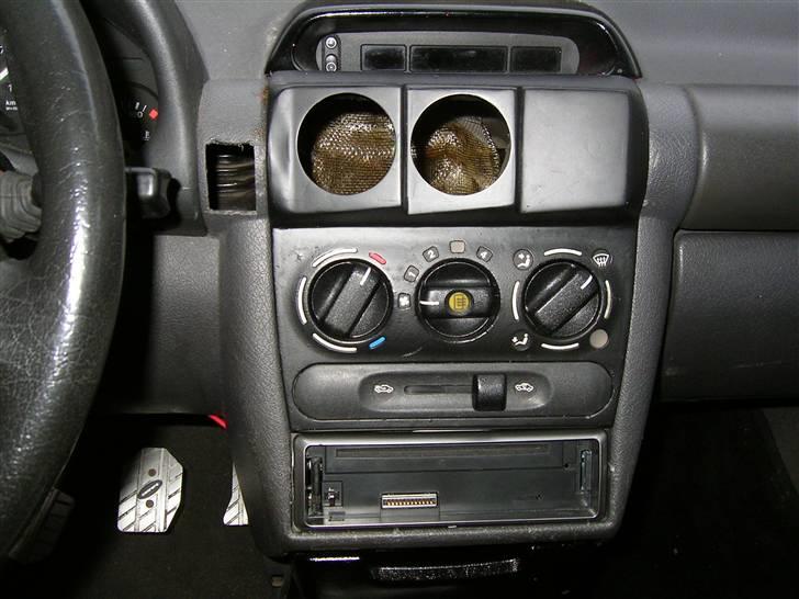 Opel Corsa b 1994 byttet billede 6