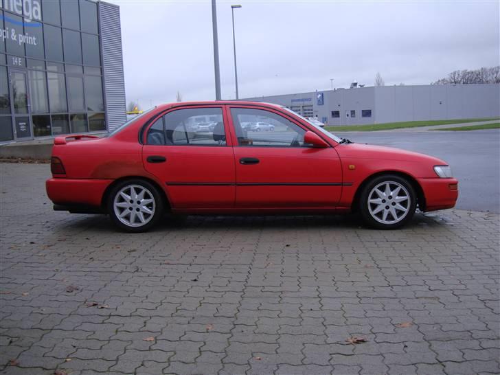 Toyota Corolla 1.6 Sedan 20v billede 4