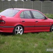 Nissan Primera SRI. 2.0 16 v