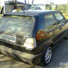 VW Golf 2 1,8 (solgt)