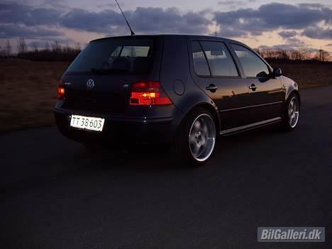 VW Golf 4(solgt) - Night Cruise.... :o) billede 13