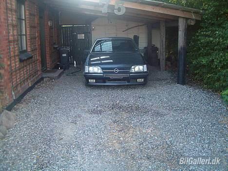 Opel monza billede 1