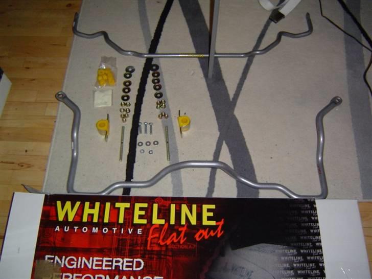 Toyota Corolla GT (Solgt) - Whiteline massive swaybars. 52% kraftigere foran og 71% bagi. Den kommer til at ligge stramt på vejen ;-) billede 4