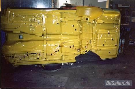 Opel Ascona B (SOLGT) - op på siden med bilen og bunden blev gjort færdig, nye rør og bund propper billede 7