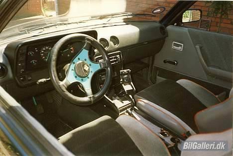 Opel Ascona B (SOLGT) - interiør fra en 88 manta GSI billede 8