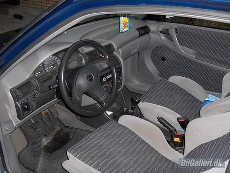 Opel Astra 1,6i GT solgt billede 1