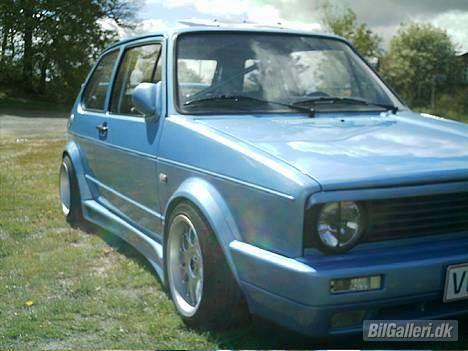 VW Golf 1 GTi Pirelli billede 2