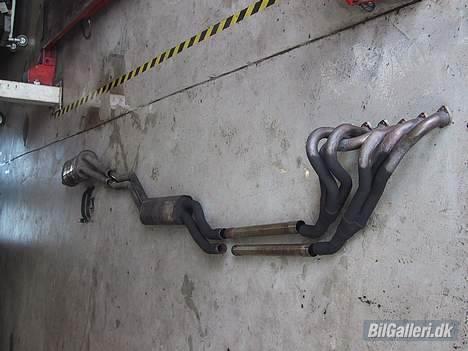 BMW E30 325i Touring - En del af lydbilledet, især nice når jeg rammer 4000 rpm............ billede 14