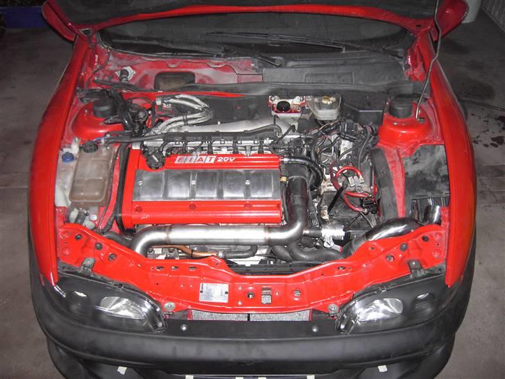 Fiat Bravo HGT-T Solgt - så er den sku snart køre klar med den nye motor.  billede 2