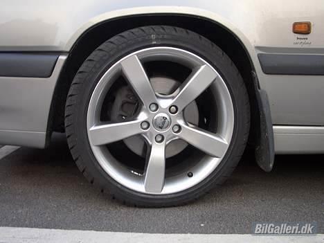 Volvo 850 T-POWER hehe... - 7,5 X 17 " med silverstone 215/40R17 billede 4